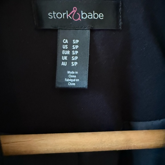 Stork & Babe Black Blazer – Small | Stretchy & Soft - Picture 4 of 5